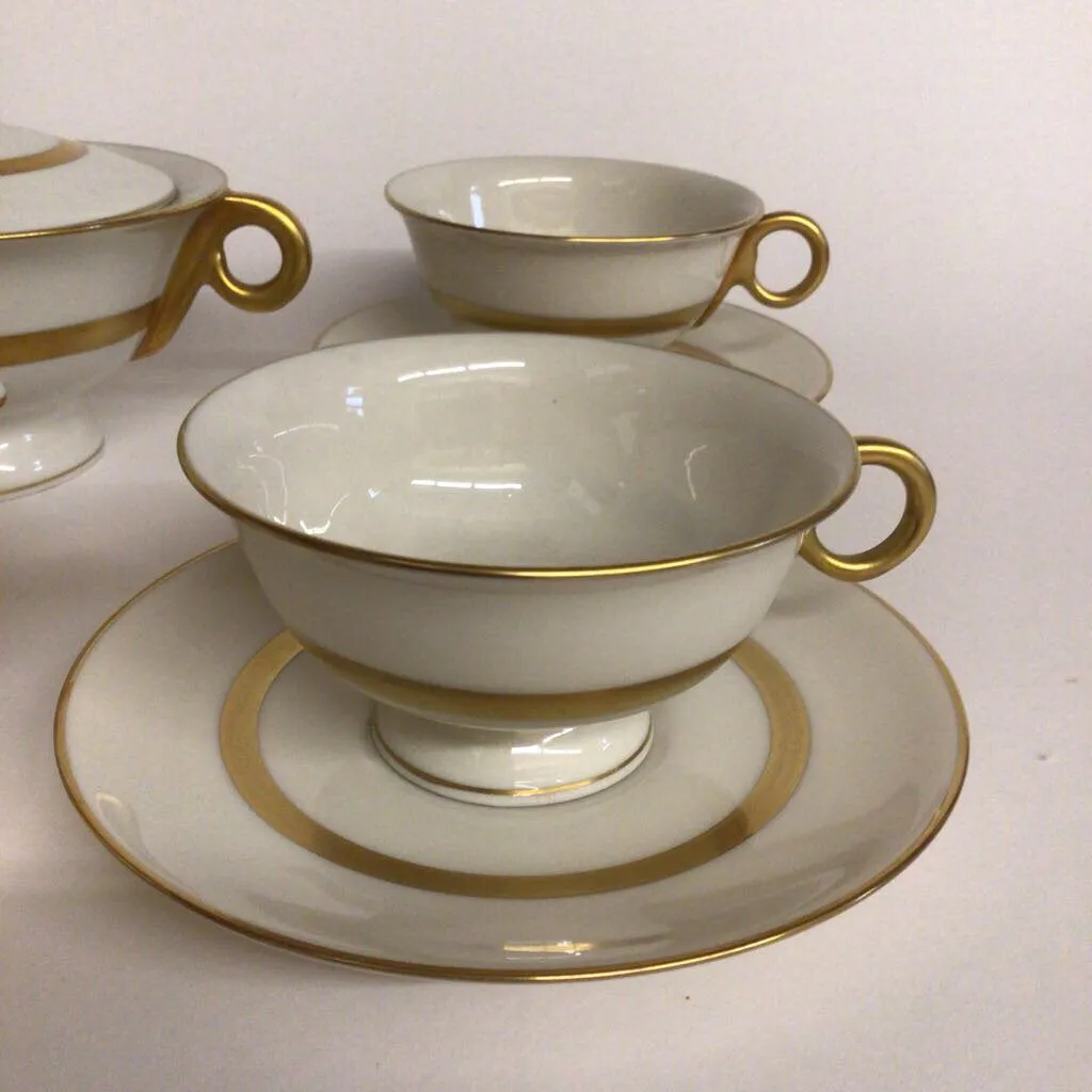 10pc. Theodore Haviland Claridge Tea Set