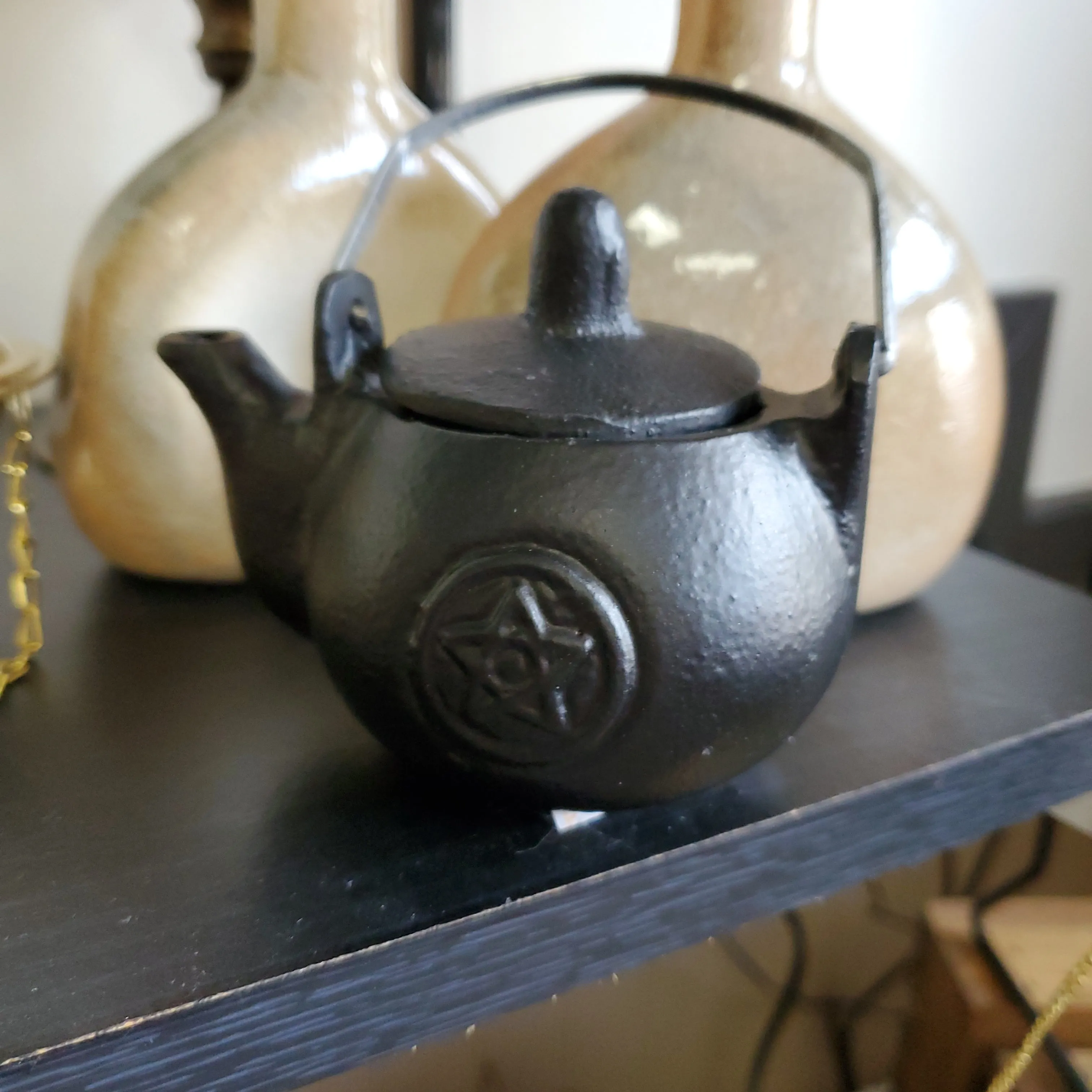 Cast Iron Pentacle Tea Kettle Cauldron 2 3/4"