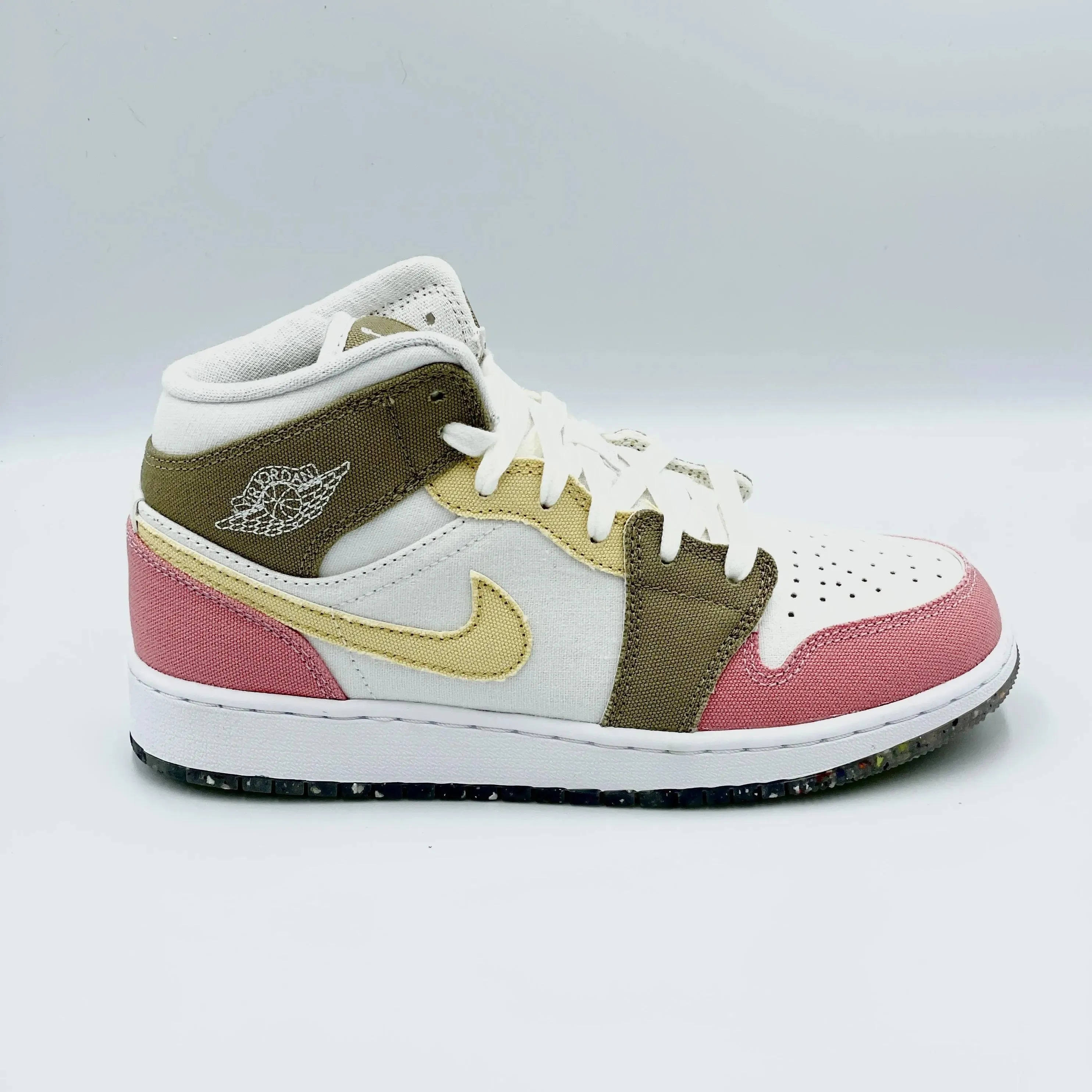 Jordan 1 Mid SE Pastel Vivid Green Grind (GS)