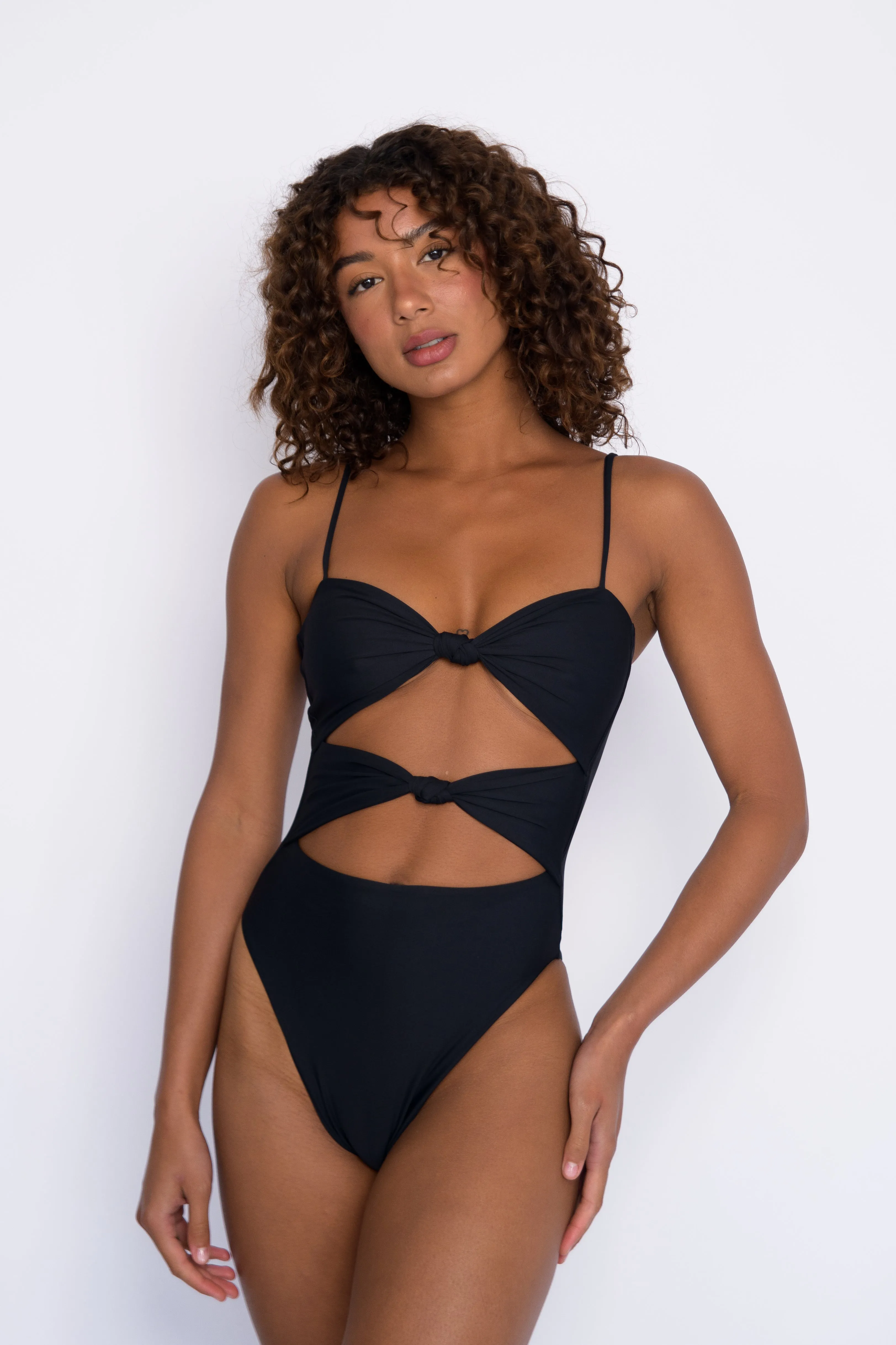 Lisa One Piece - Black