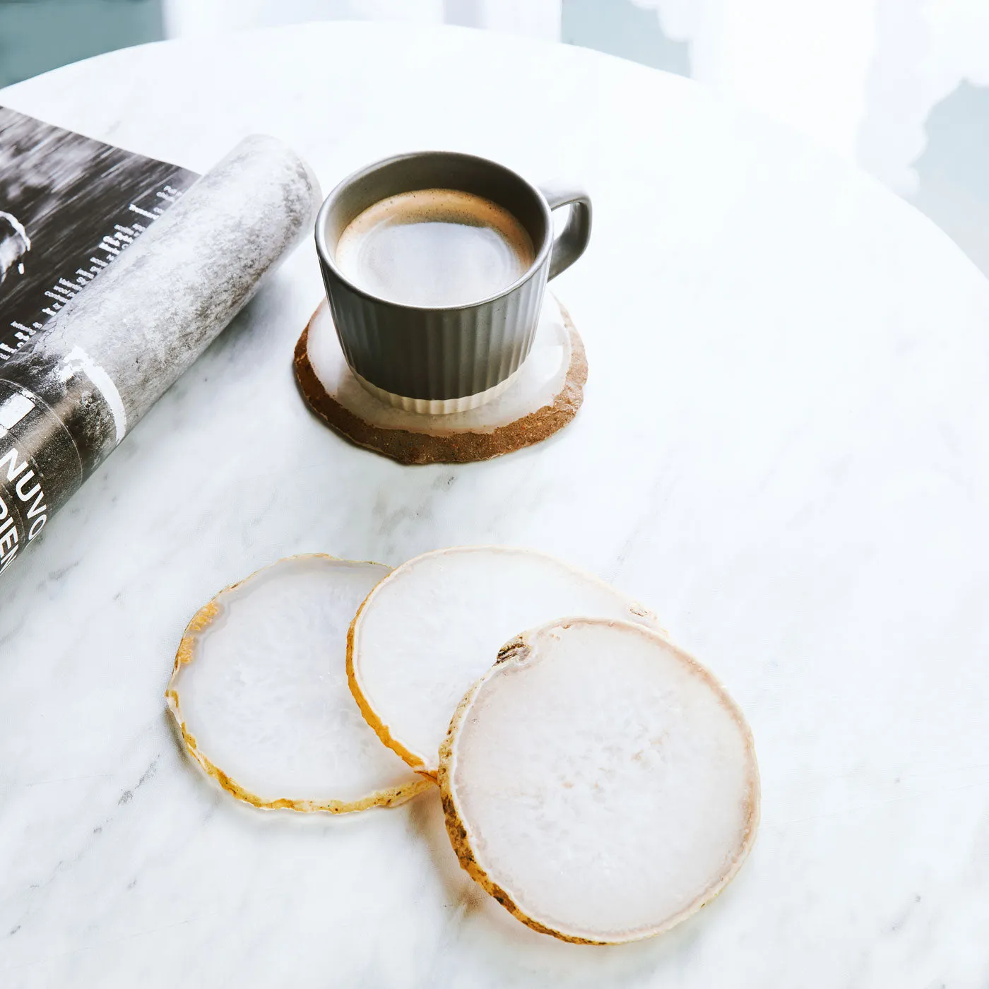 Set of 4 Natural Brazilian Agate Drink Coasters with Wood Holder - White