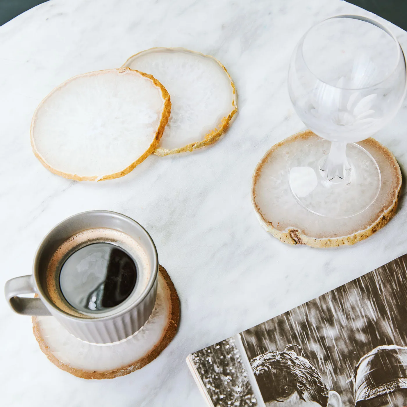 Set of 4 Natural Brazilian Agate Drink Coasters with Wood Holder - White